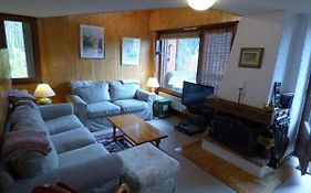 Appartement Le Grand-Bornand, 4 pièces, 8 personnes - FR-1-458-151